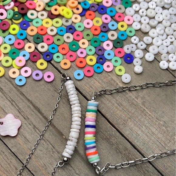 500+ Clay & Round Puka Shell Beads Mixed Jewelry Making Crafting DIY Bundle Lot - Picture 6 of 16